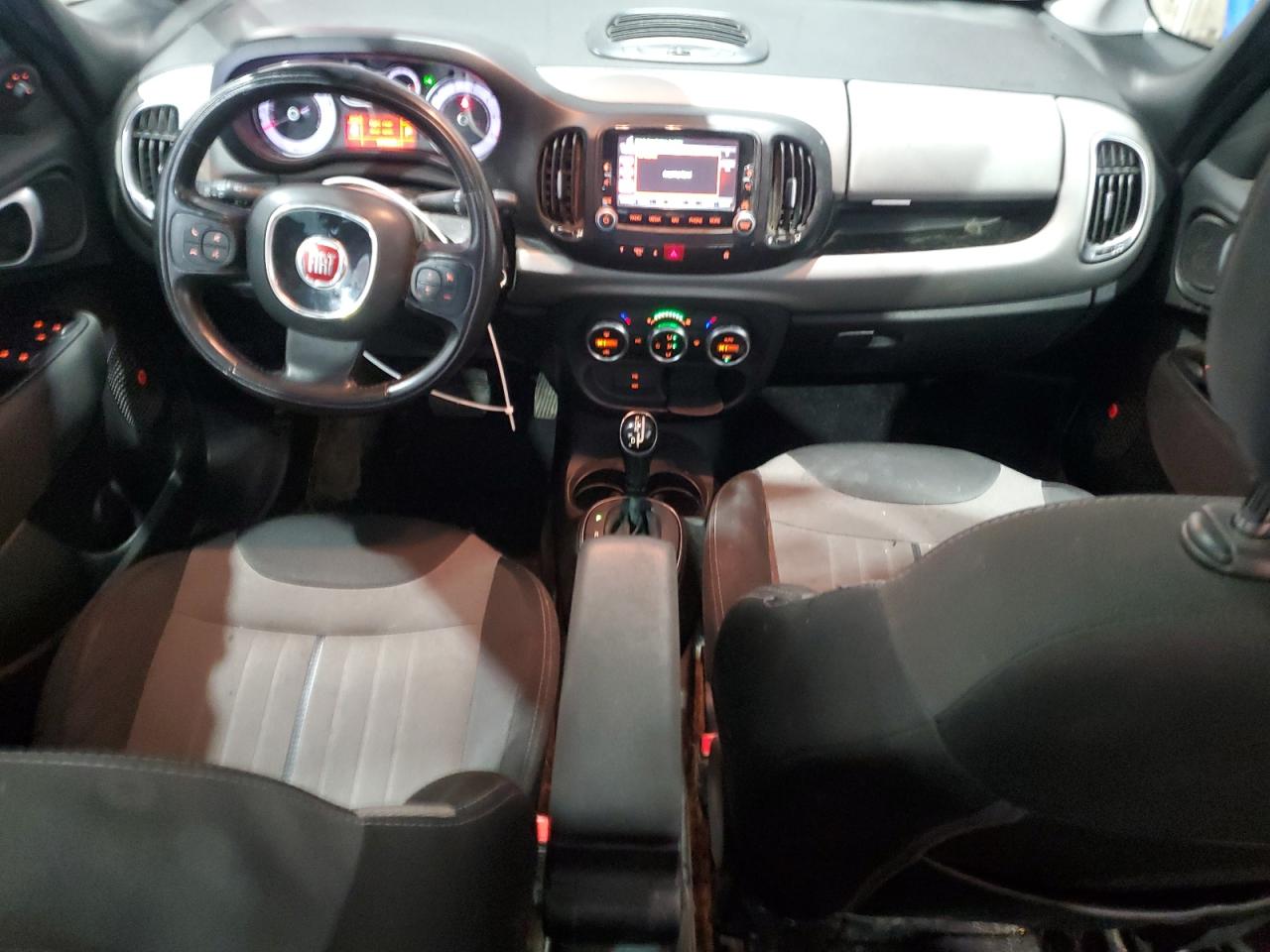 2015 FIAT 500 - Image 8