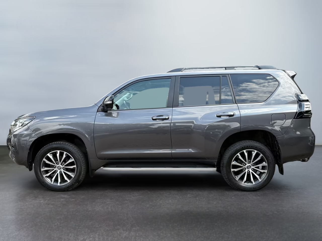 2021 Toyota Land Cruiser Prado - Image 5