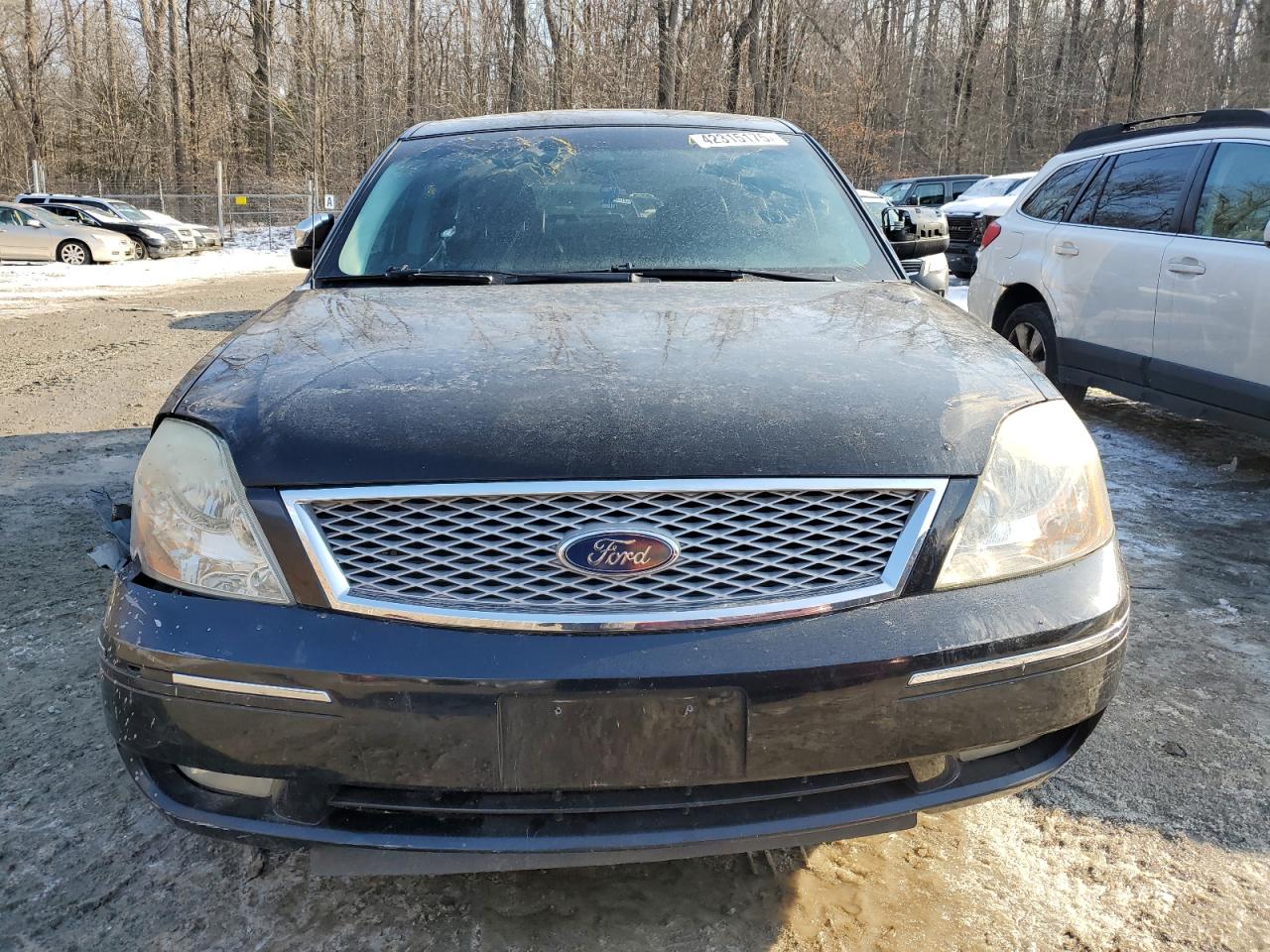 2005 FORD 500 - Image 5