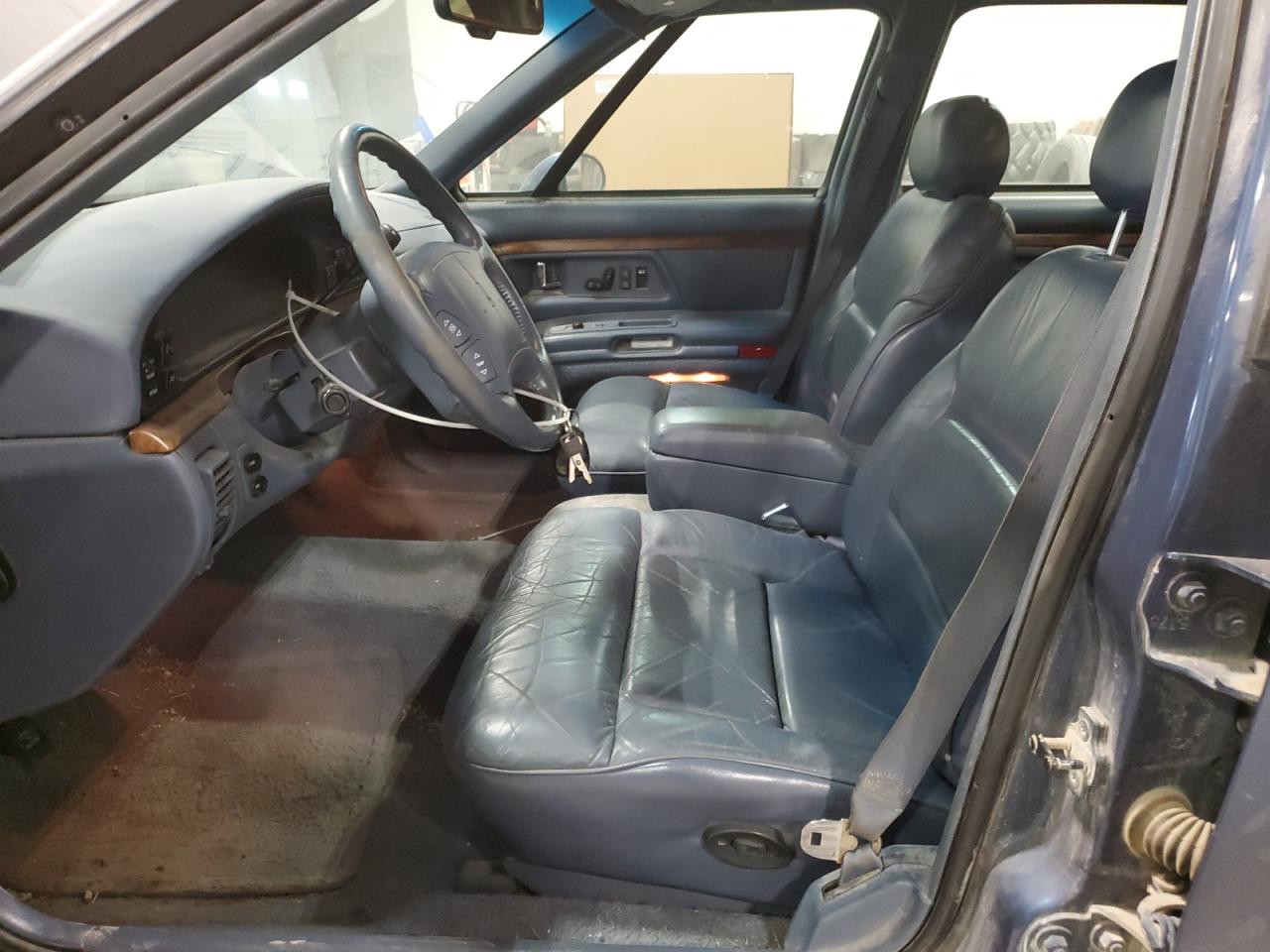 1996 OLDSMOBILE 98 - Image 7
