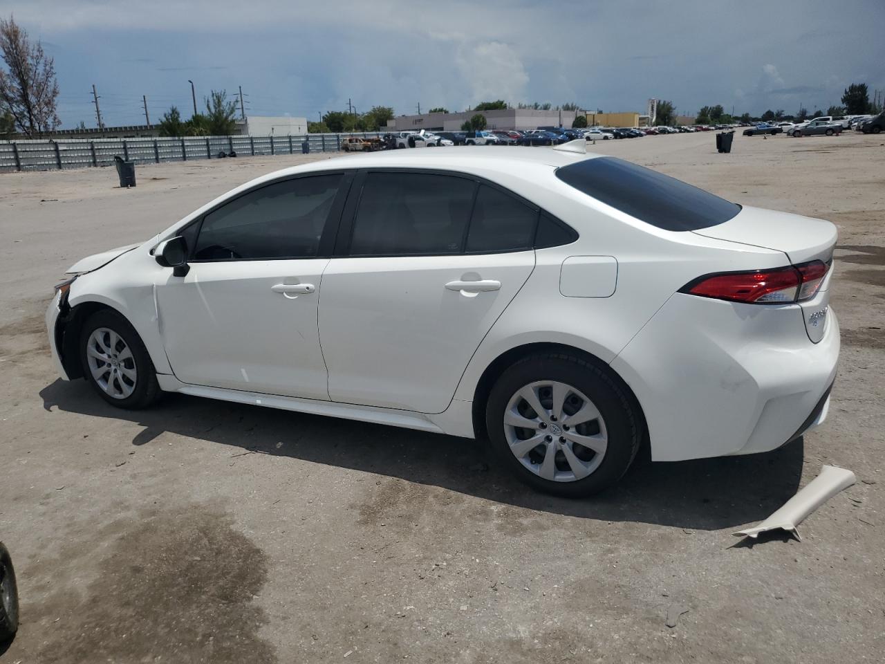 2021 Toyota Corolla - Image 2
