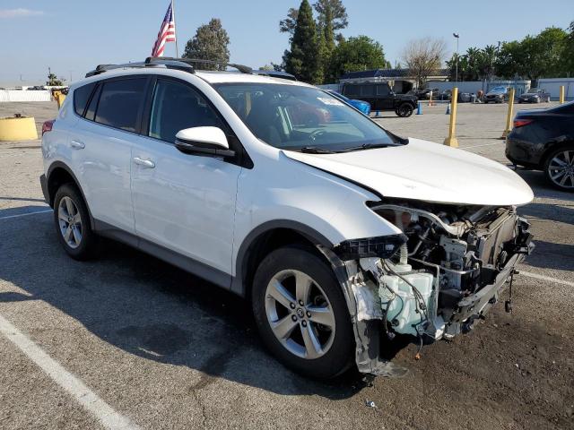 2015 Toyota RAV4 - Image 4