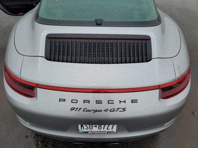2018 Porsche 911 - Image 11