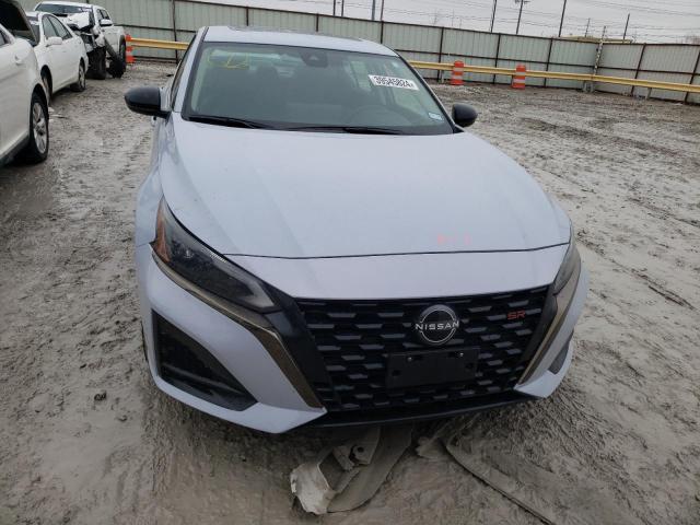 2023 Nissan ALTIMA - Image 5