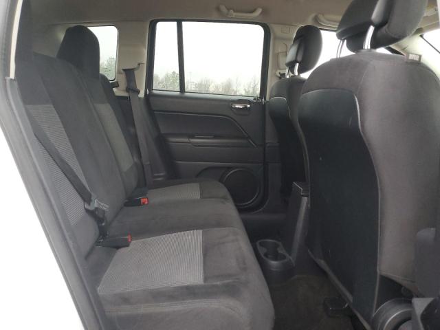 2015 Jeep Compass - Image 10