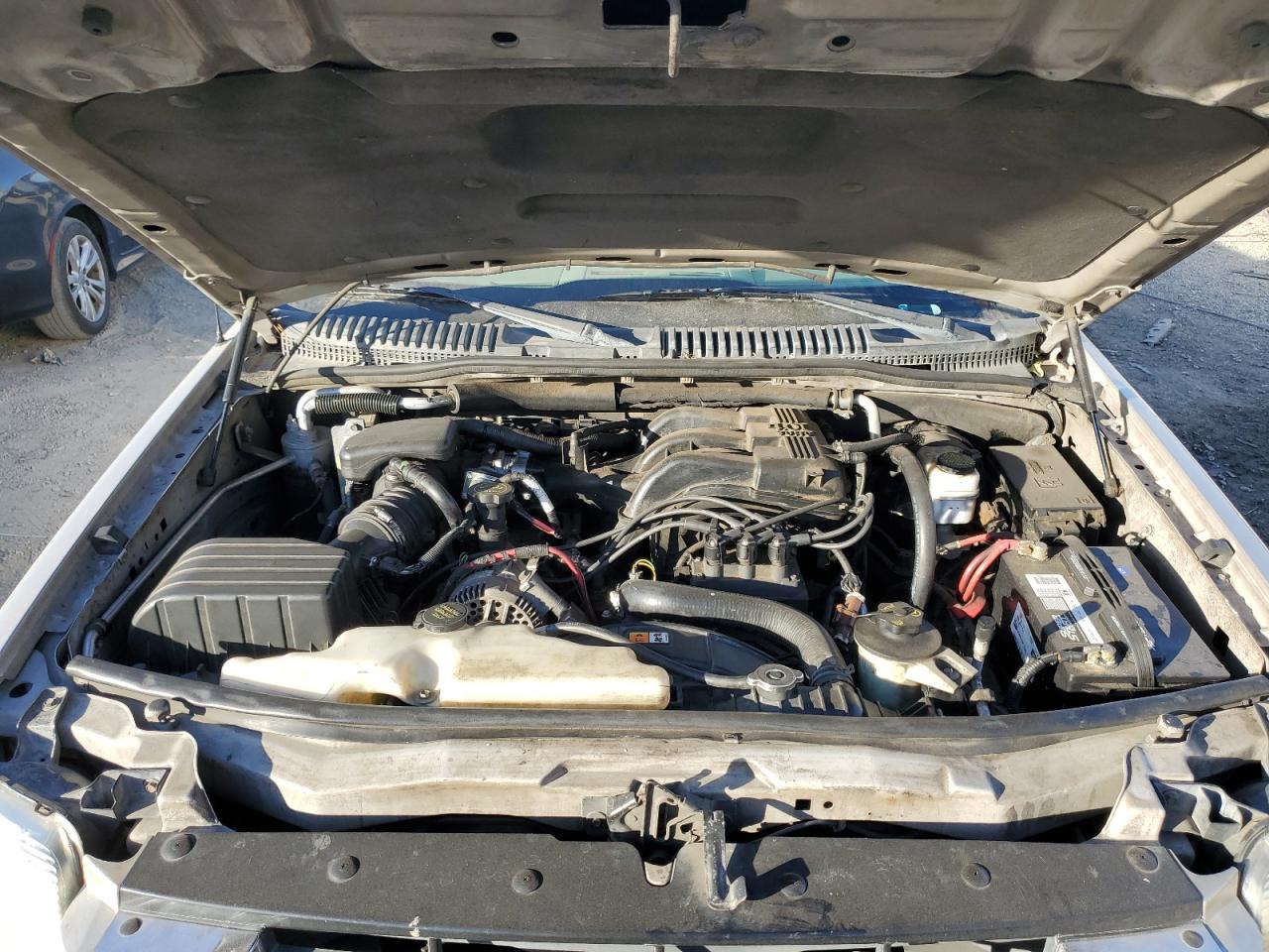 2007 Ford Explorer - Image 11