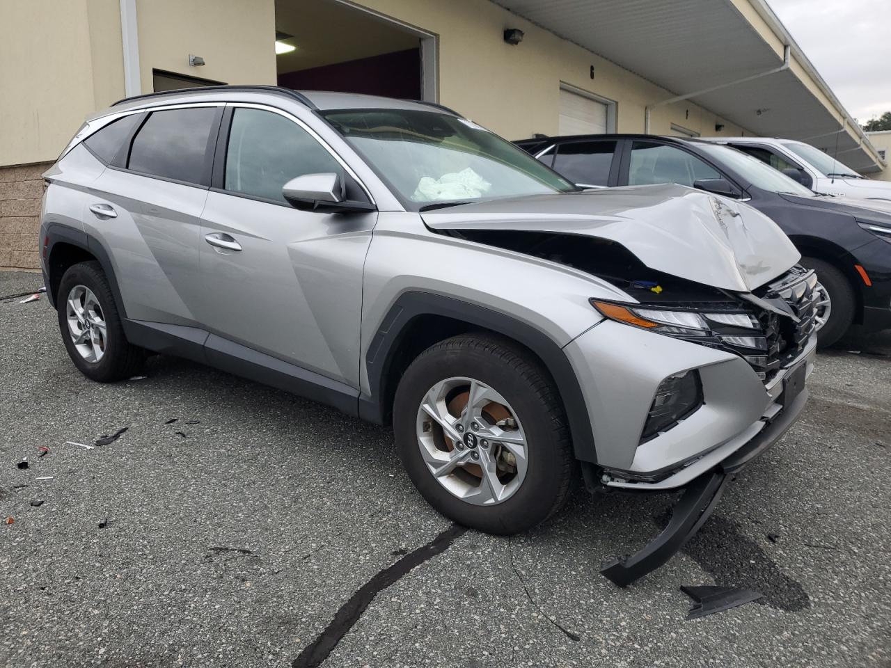 2024 HYUNDAI TUCSON - Image 4