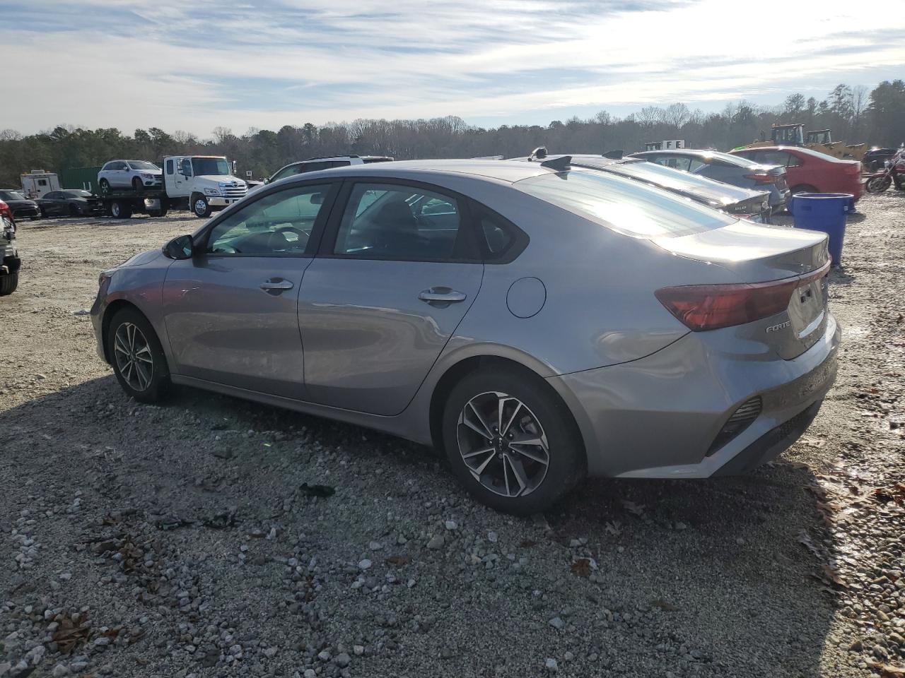 2023 Kia Forte - Image 2