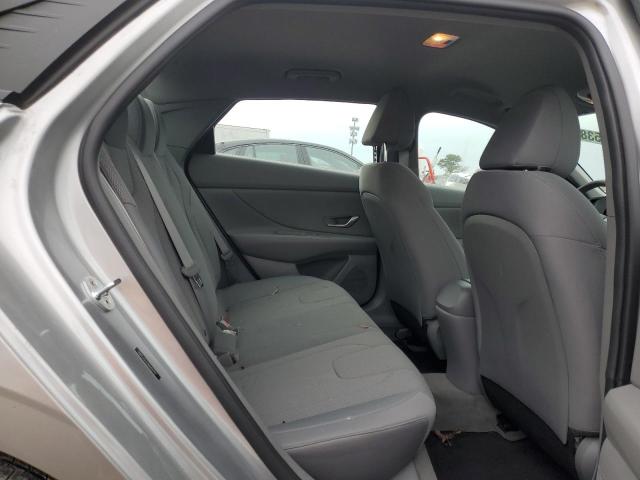 2021 Hyundai Elantra - Image 10