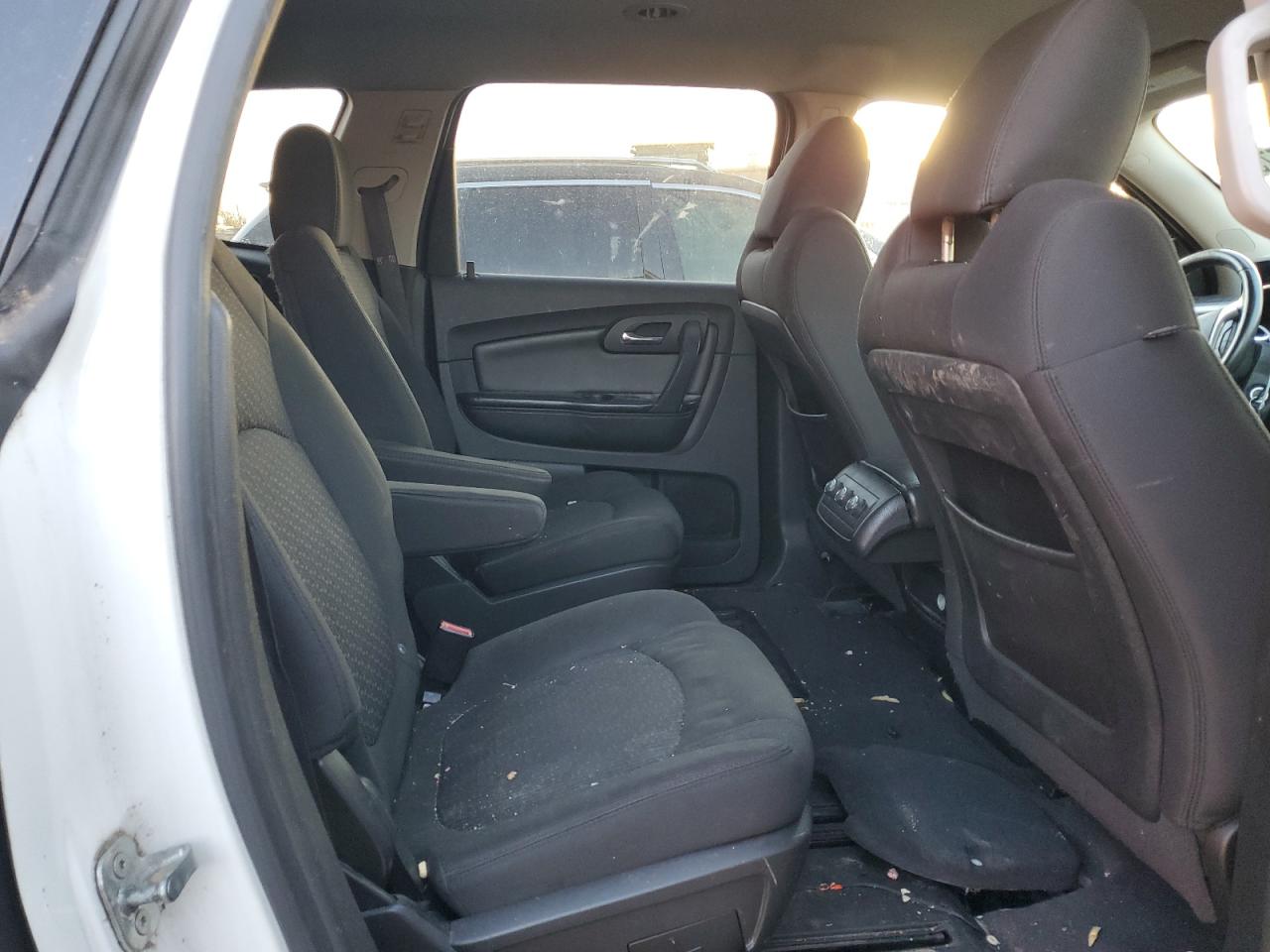 2011 CHEVROLET TRAVERSE - Image 11