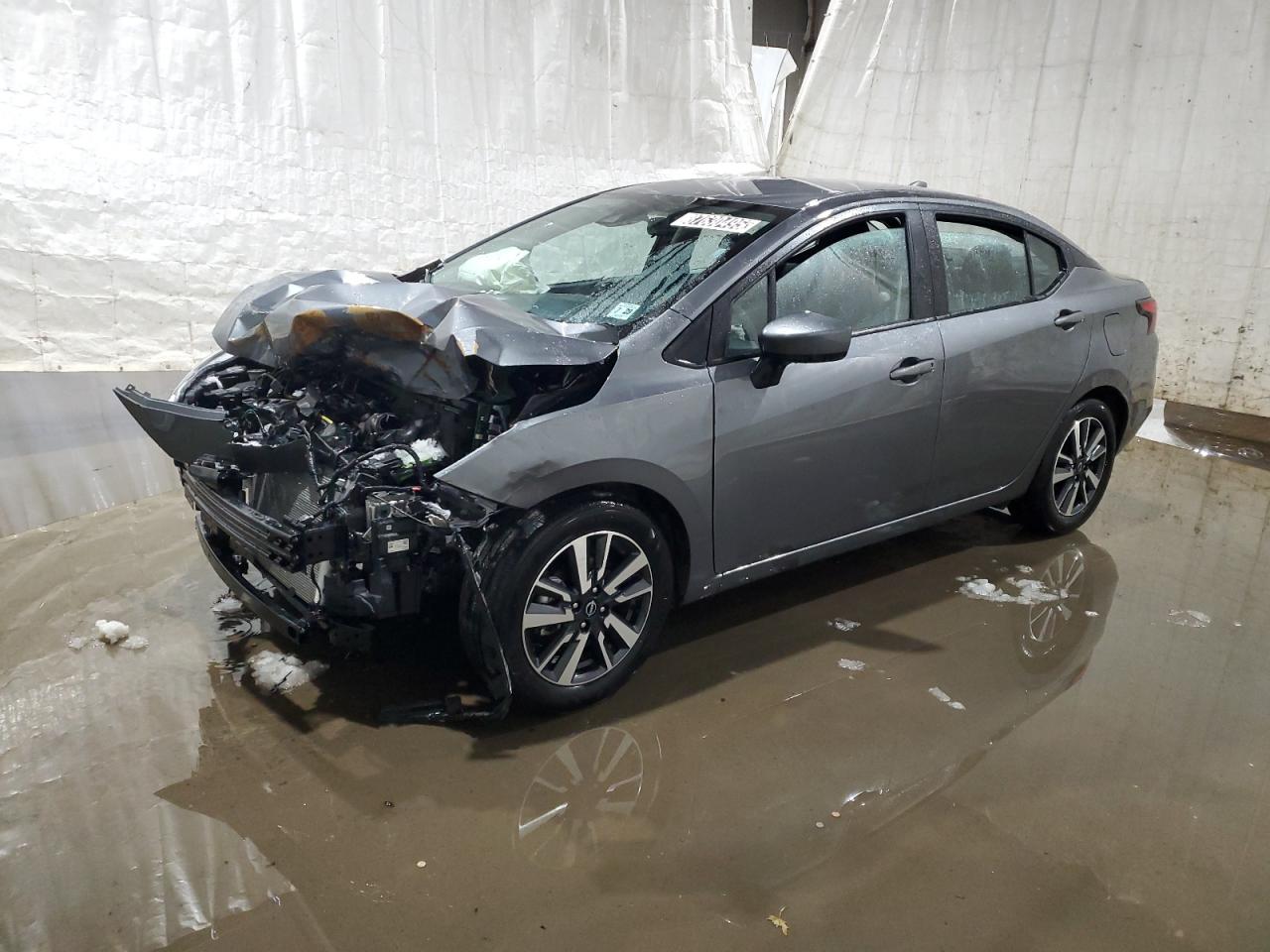 NISSAN VERSA