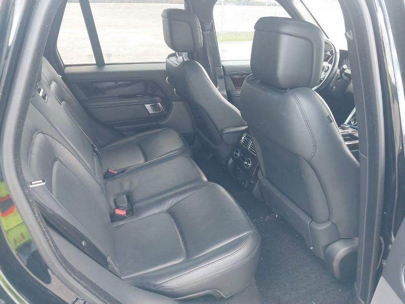 2019 Land Rover Range Rover Vogue - Image 7
