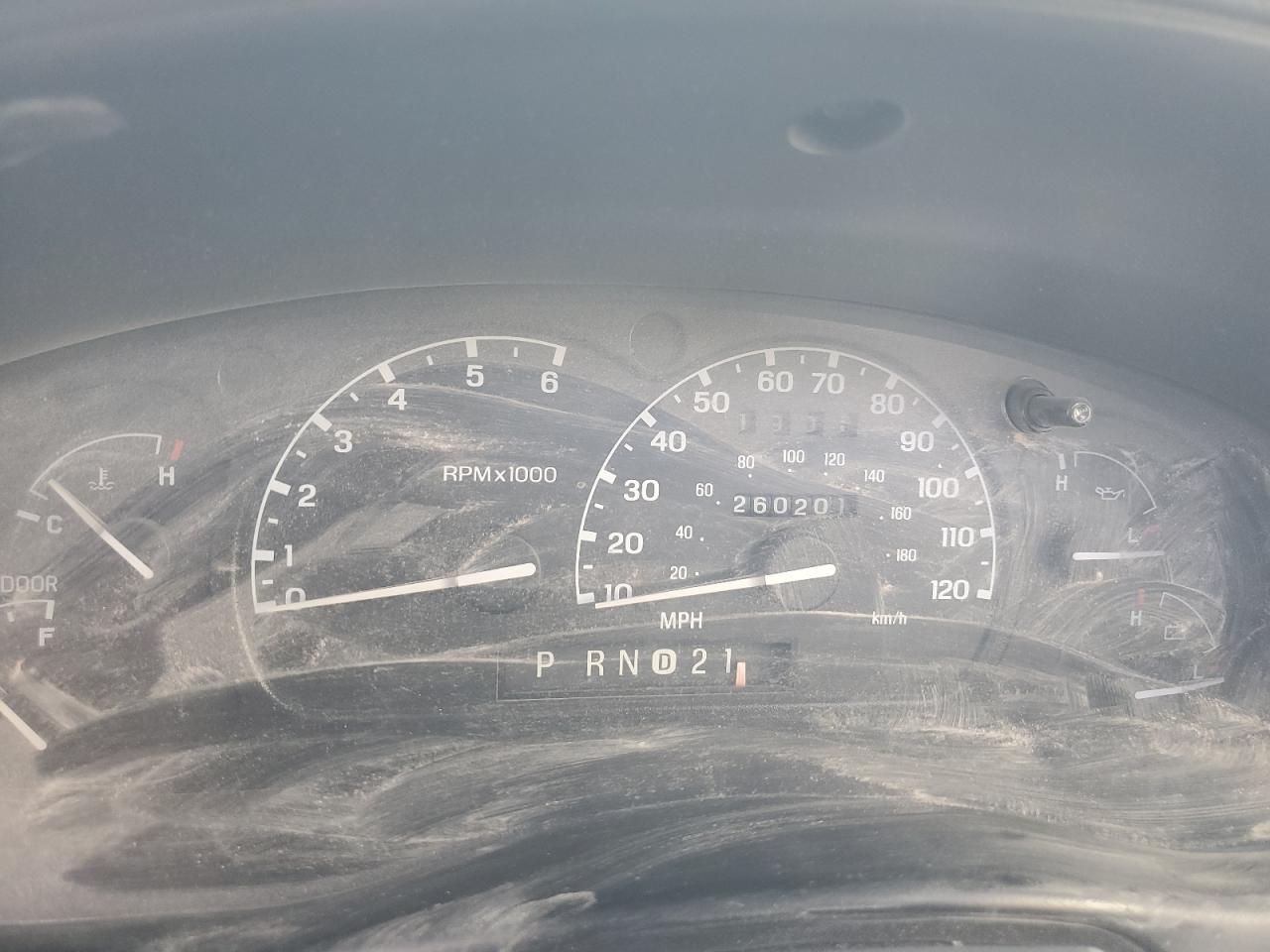 2001 Ford Explorer - Image 9