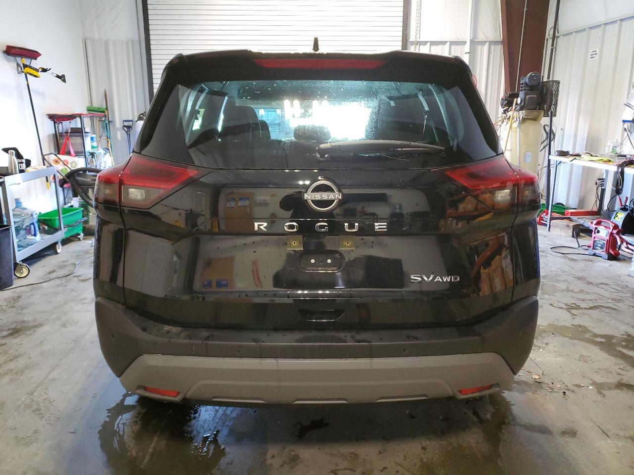 2023 Nissan Rogue - Image 6