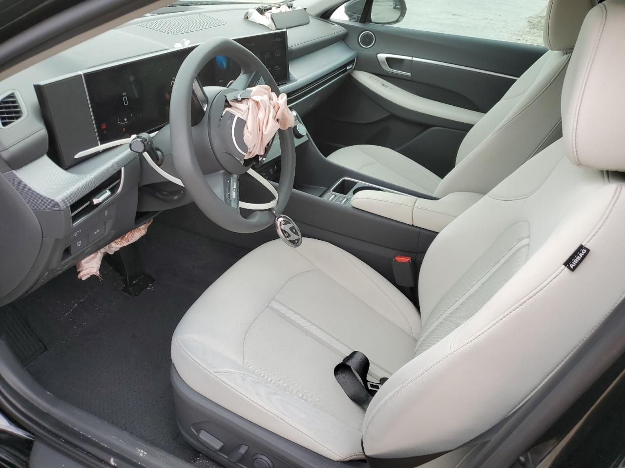2024 HYUNDAI SONATA SEL BLACK - Image 7