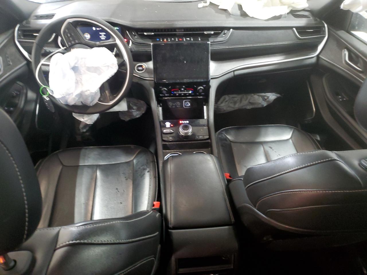 2024 Jeep Grand Cherokee - Image 8