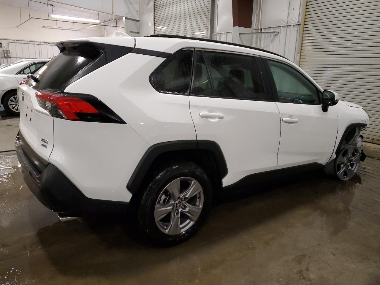 2024 TOYOTA RAV4 - Image 3
