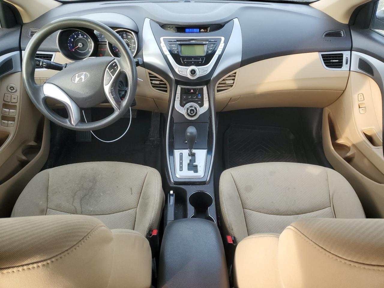 2011 HYUNDAI ELANTRA - Image 8