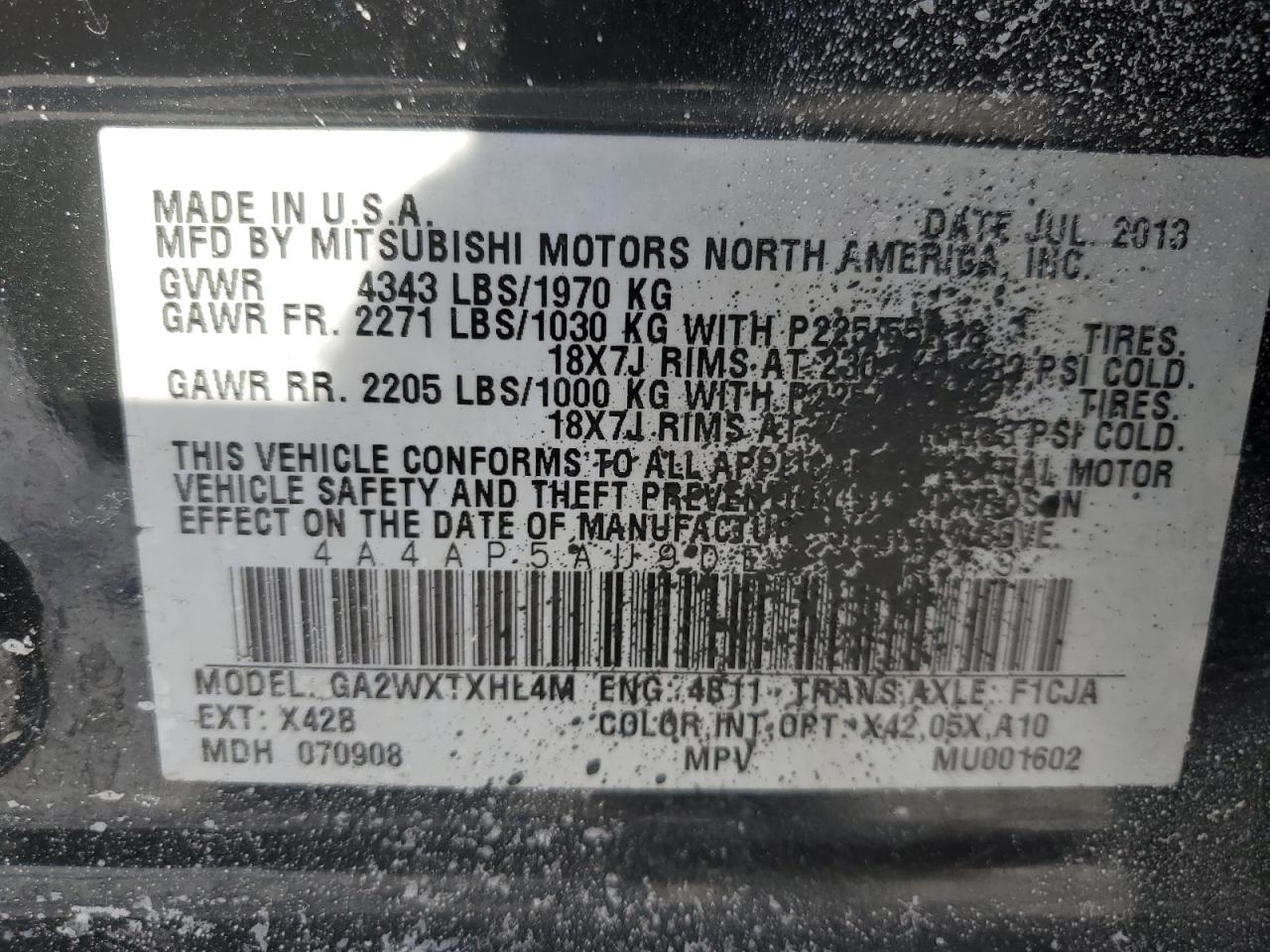 2013 MITSUBISHI OUTLANDER - Image 12