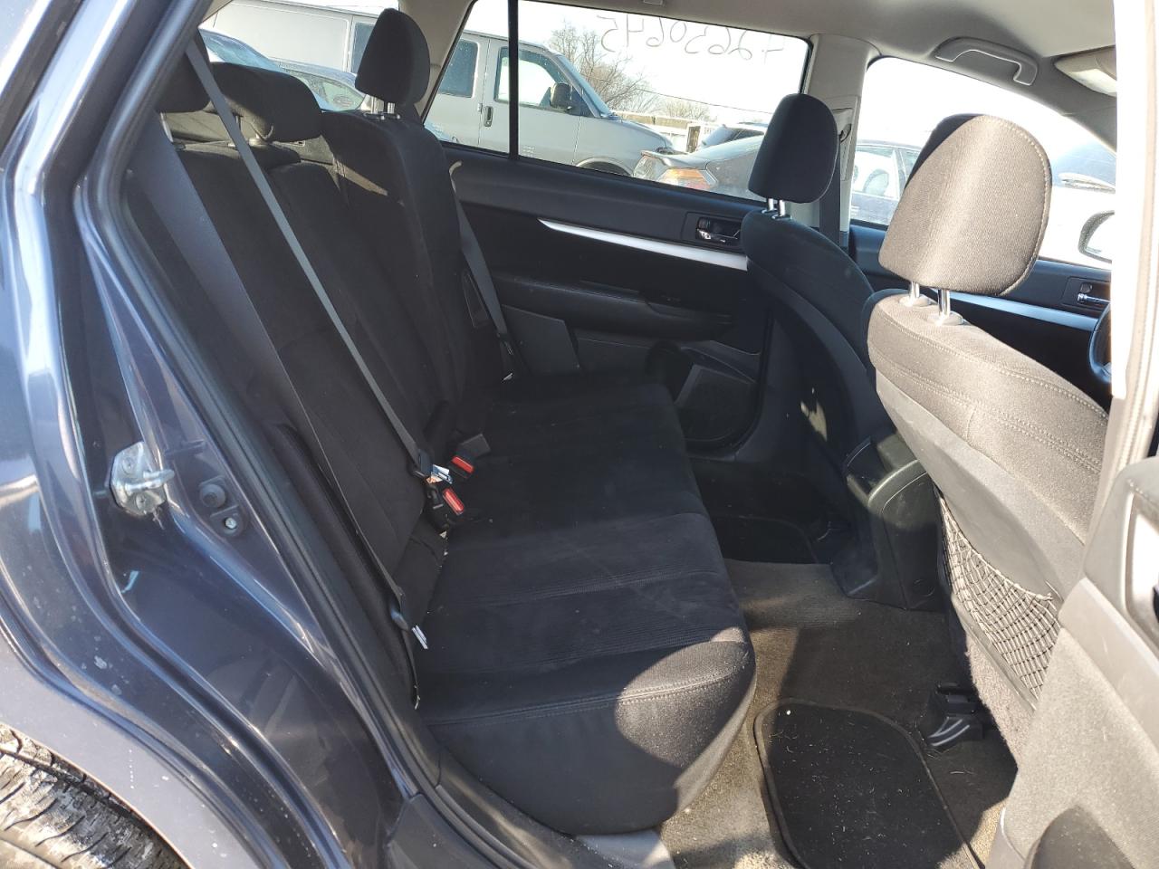 2014 SUBARU OUTBACK - Image 11