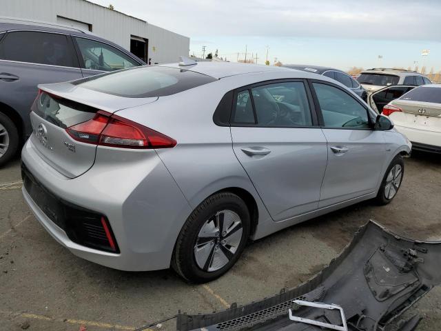 2017 Hyundai Ioniq - Image 3