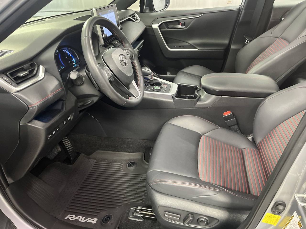 2023 Toyota Rav4 Hybrid - Image 8