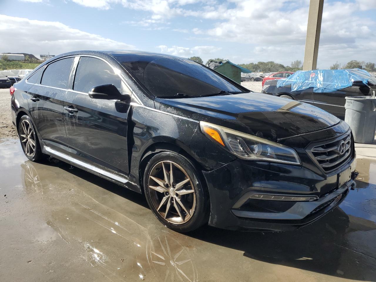2017 HYUNDAI SONATA - Image 4