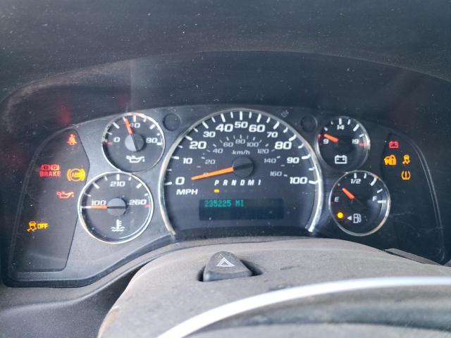 2015 Chevrolet EXPRESS - Image 9