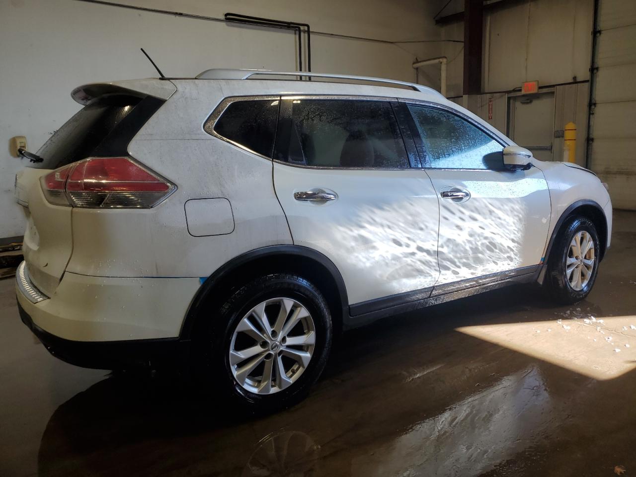 2015 NISSAN ROGUE WHITE - Image 3