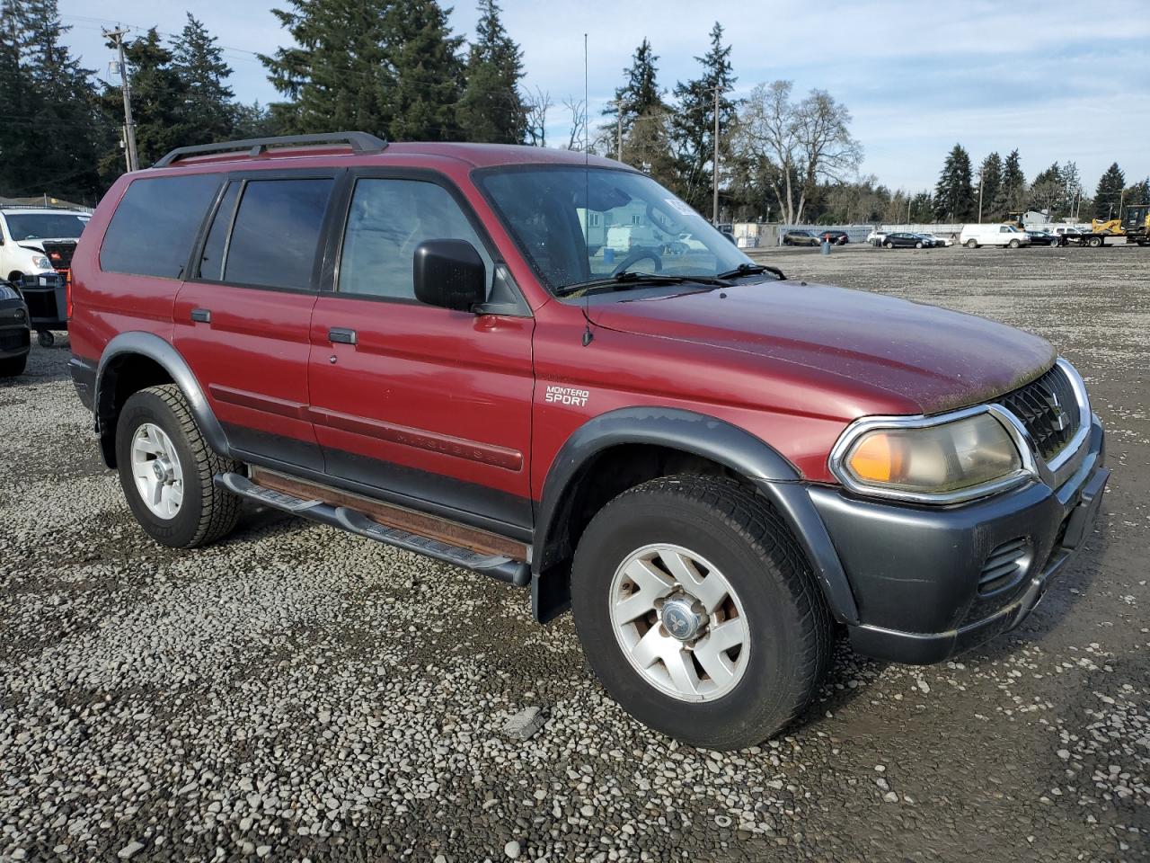 2003 MITSUBISHI MONTERO RED - Image 4