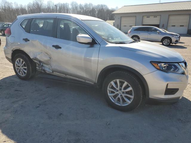 2017 Nissan ROGUE - Image 4