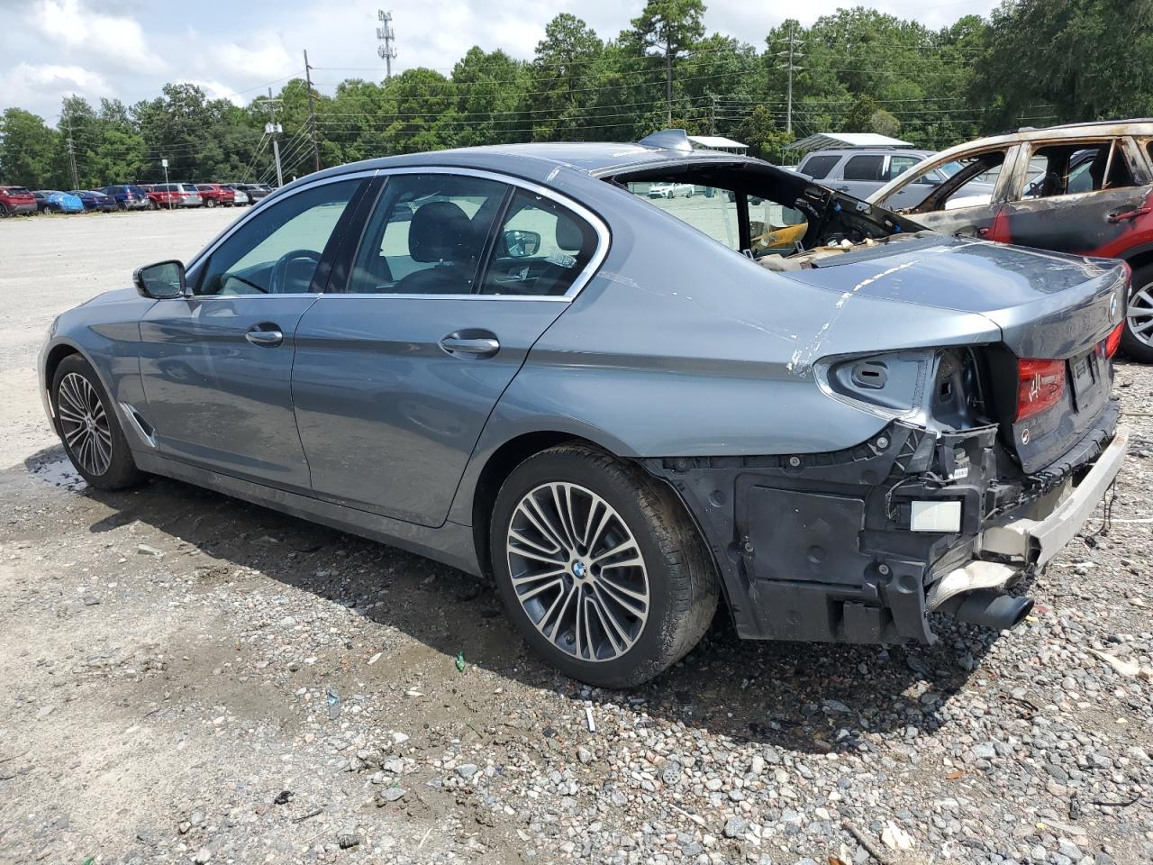 2019 BMW 5 Series - Image 2