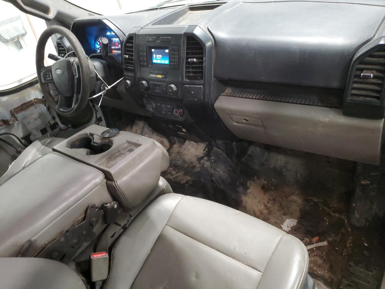 2017 FORD F-150 - Image 8