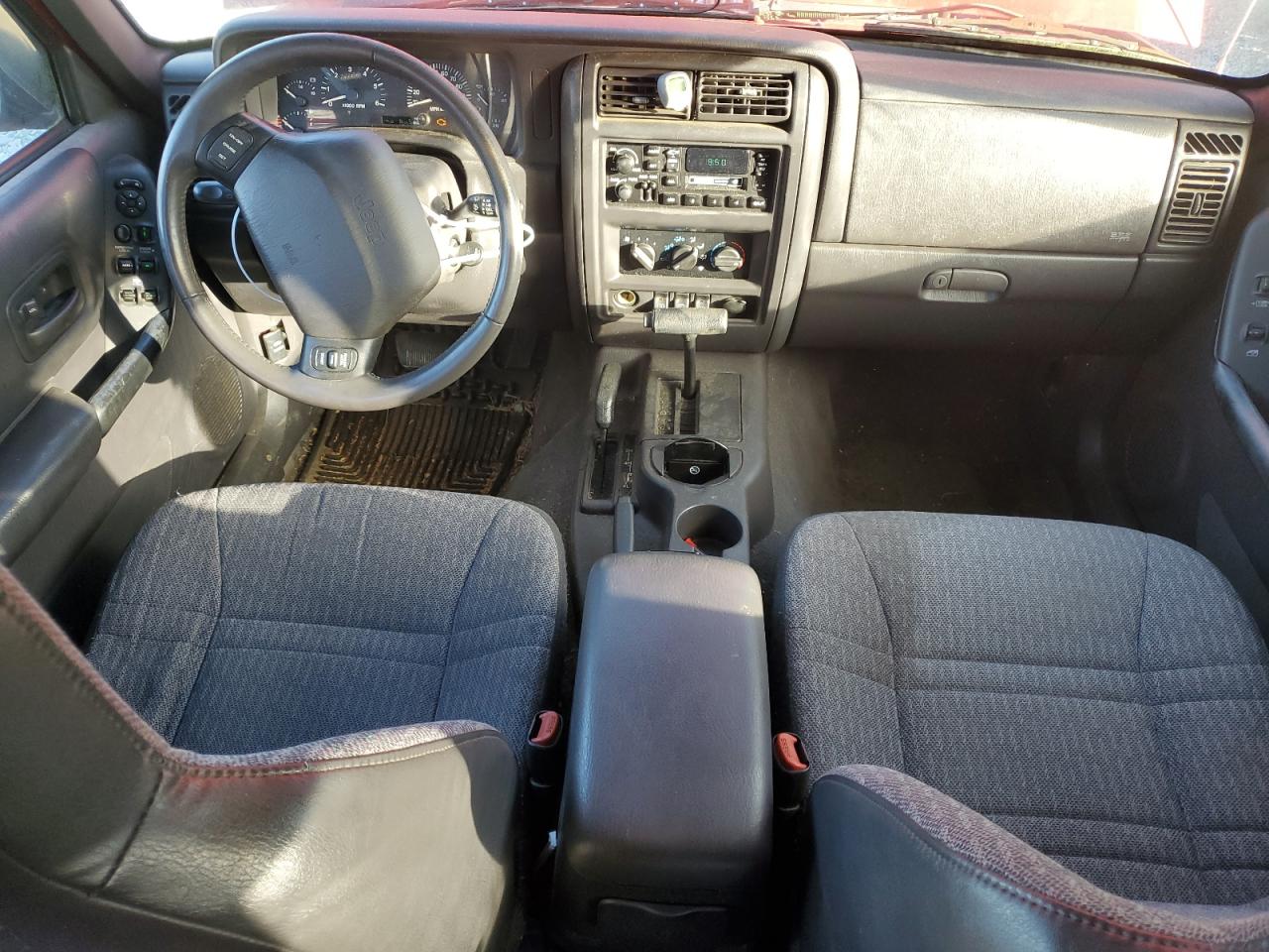 2000 Jeep Grand Cherokee - Image 8