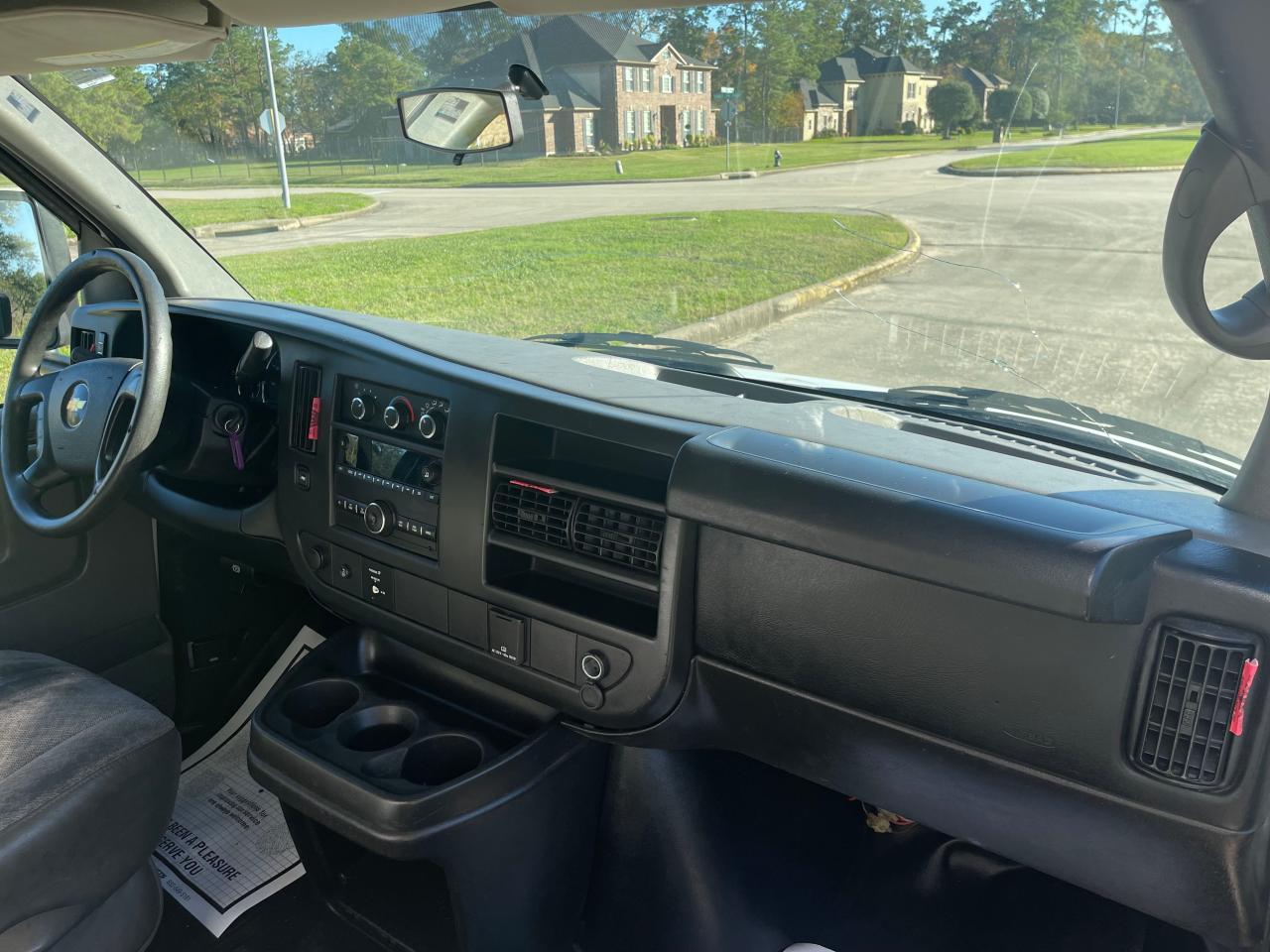 2015 CHEVROLET EXPRESS WHITE - Image 9