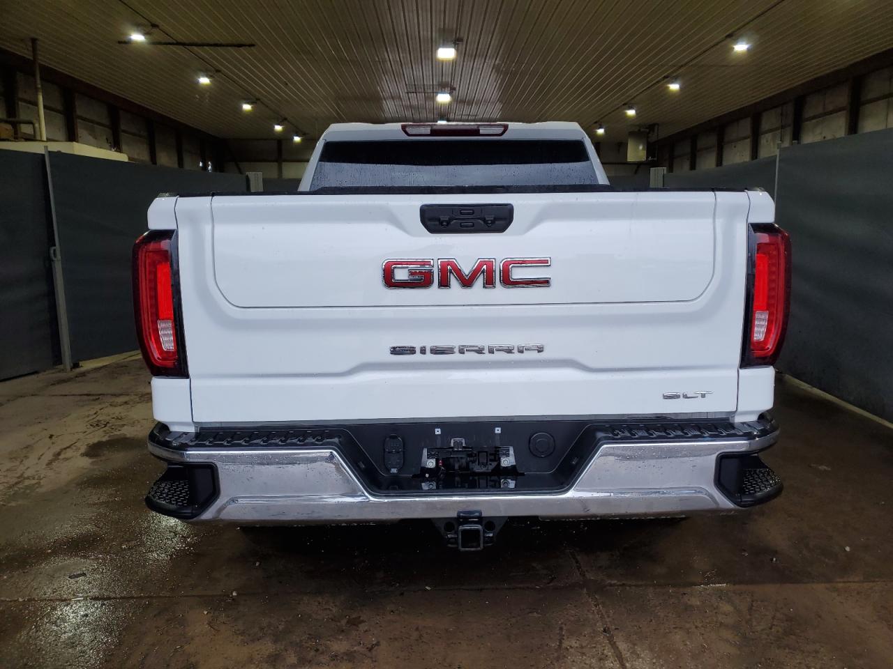 2024 GMC Sierra - Image 6