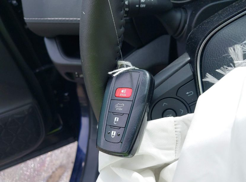 2022 Toyota Rav4 Hybrid - Image 10