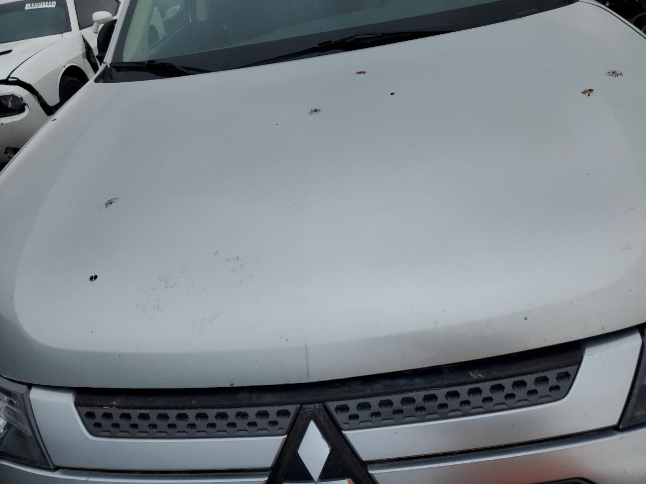 2020 MITSUBISHI OUTLANDER - Image 11