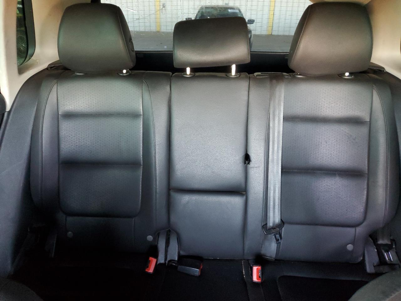 2013 VOLKSWAGEN TIGUAN - Image 10
