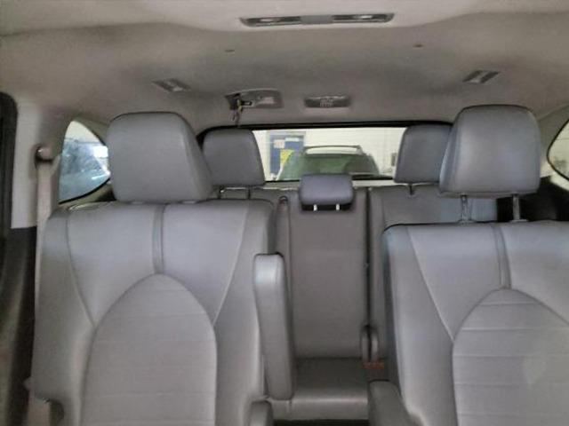 2021 Toyota Highlander - Image 8