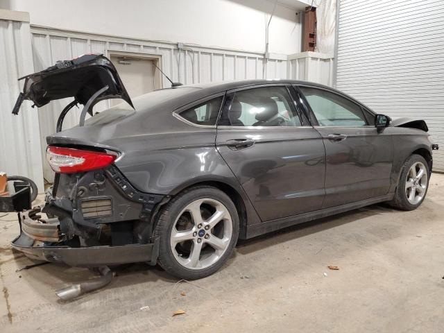 2016 Ford FUSION - Image 3