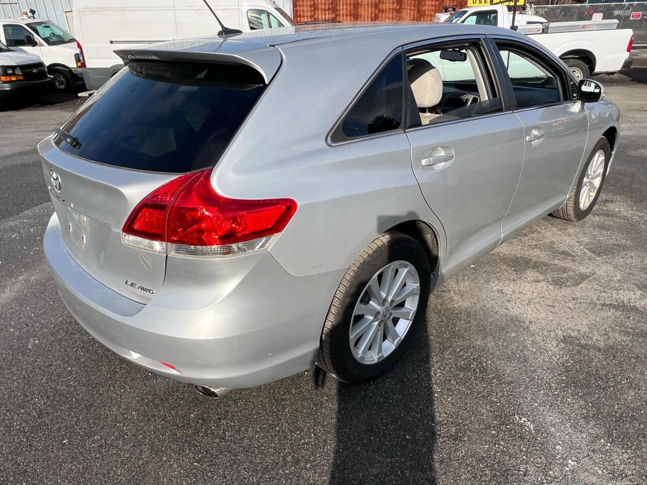 2012 TOYOTA VENZA - Image 4
