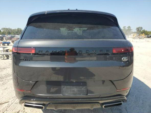 2024 Land Rover Range Rover Sport - Image 7