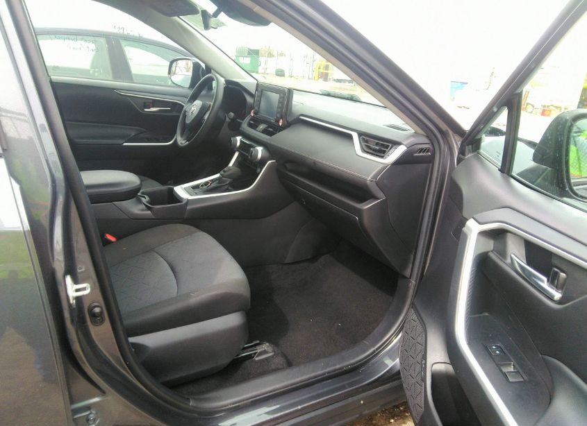 2022 Toyota RAV4 - Image 6