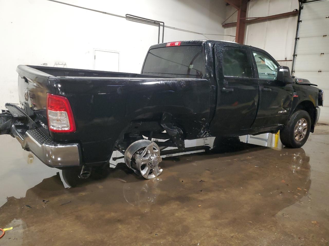 2024 RAM 2500 - Image 3