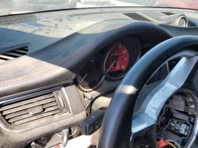 2018 Porsche MACAN - Image 9