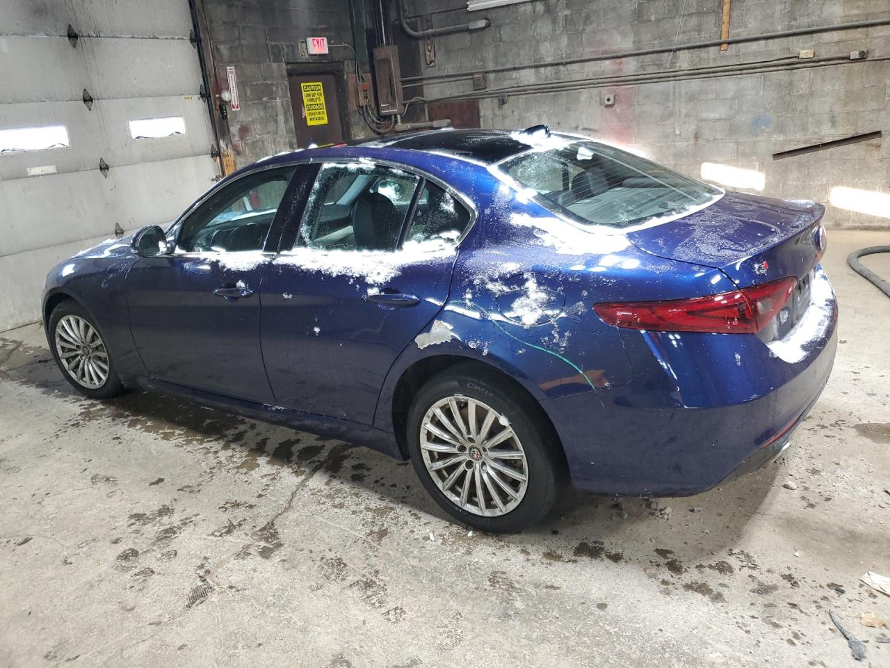 2021 ALFA ROMEO GIULIA - Image 2