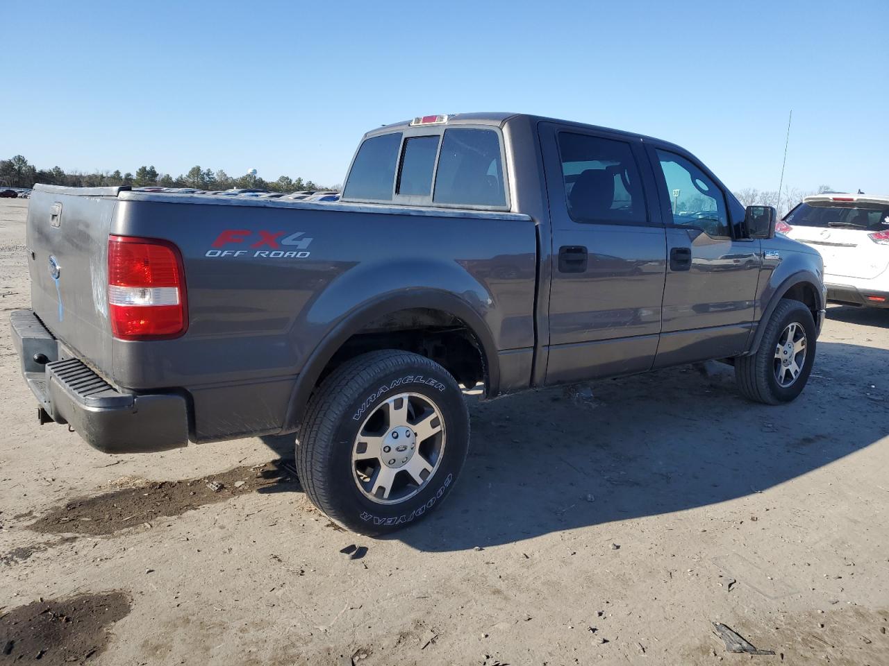 2004 Ford F-150 - Image 3