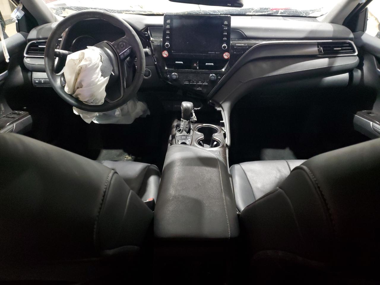 2024 Toyota Camry - Image 8