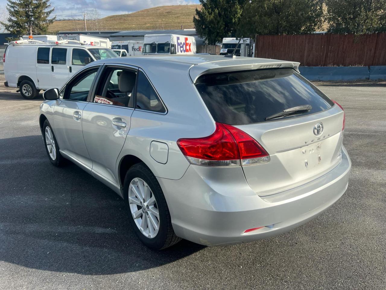 2012 TOYOTA VENZA - Image 3